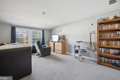 42 Edison Ln, Willingboro NJ  08046-2406 exterior