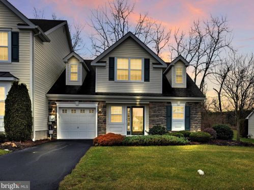 200 Village Dr, Blandon, PA 19510-9498