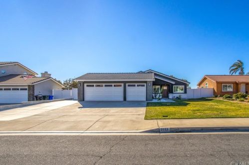 2033 Fairview Dr, Rialto, CA 92377-4835