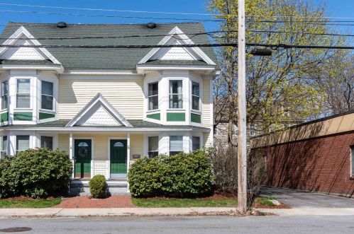 6 Chandler St, Nashua NH  03064-2815 exterior