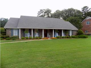 440 Derby Ln, Montgomery, AL 36109-4624