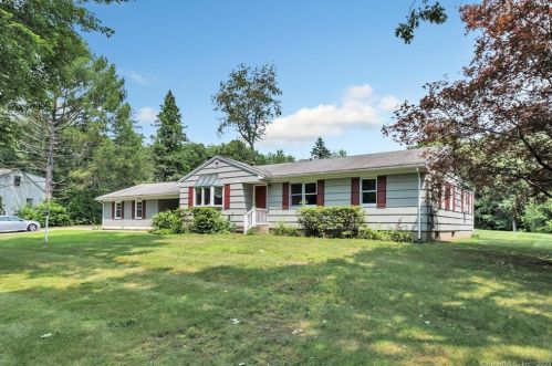 193 Walnut Tree Hill Rd, Huntington, CT 06484-2524