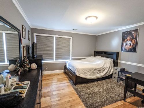 16 Lodge Ln, Miller Place NY  11764-1912 exterior