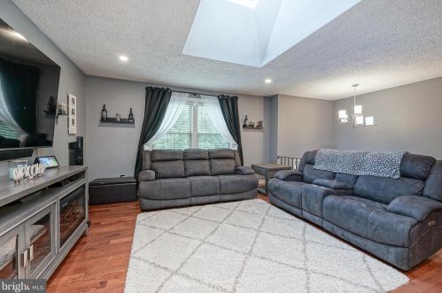 1908 Normandy Ave, West Deptford, NJ 08096-6409