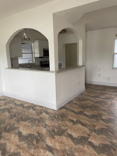 1104 Thacker Ave, Kissimmee, FL 34741-4041