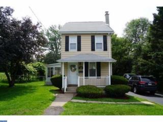 1260 Birkbeck St, Freeland, PA 18224-1204