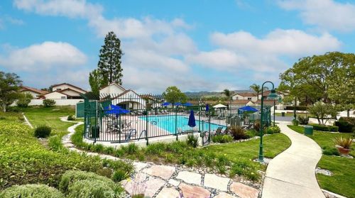 854 Congressional Rd, Simi Valley CA 93065-6613 exterior