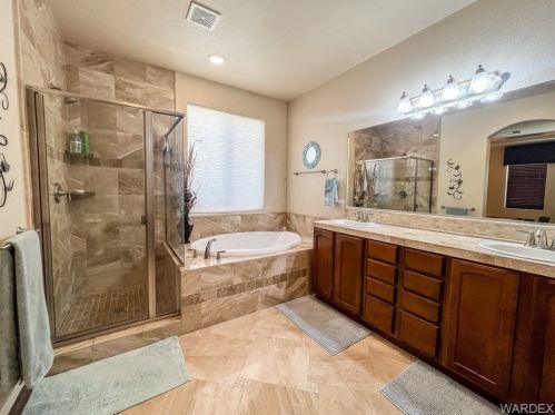 14 Torrey Pines Dr, Mohave Valley AZ  86440-8209 exterior