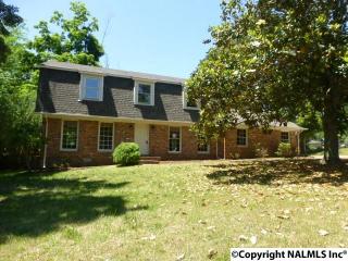 9204 Valley Ln, Huntsville, AL 35803-1364