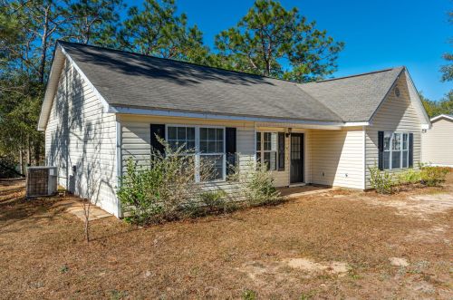54 Raphael Rd, Defuniak Springs, FL 32433-4725