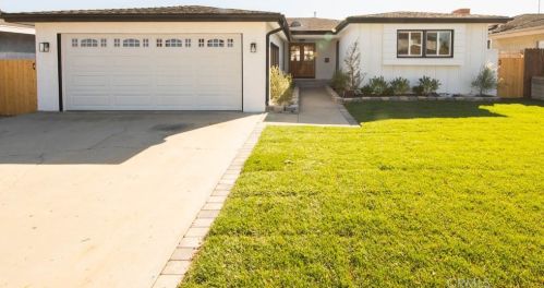 2318 230th Pl, Torrance, CA 90501-5203