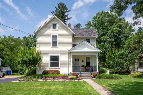 186 Griswold St, Delaware, OH 43015-1743