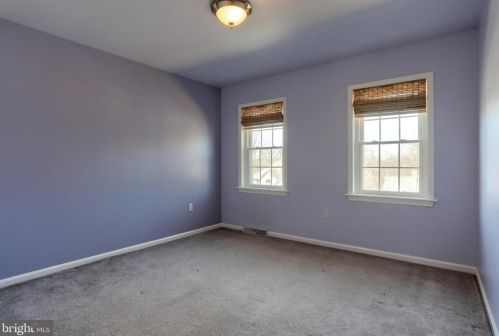 850 Zermatt Dr, Hummelstown PA  17036-9706 exterior