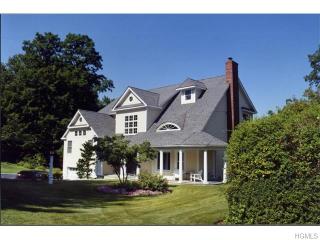 1 Lowell Rd, Purchase, NY 10577-1804