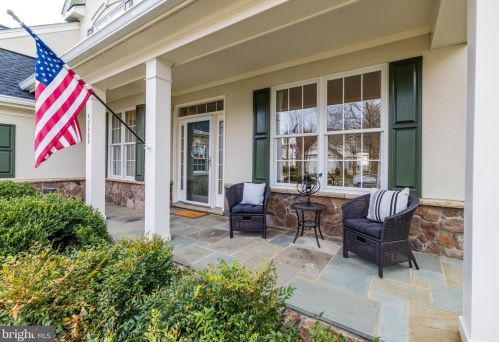 43668 Riverpoint Dr, Leesburg, VA 20176-8449
