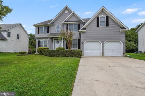 362 Mannering Dr, Dover, DE 19901-5407