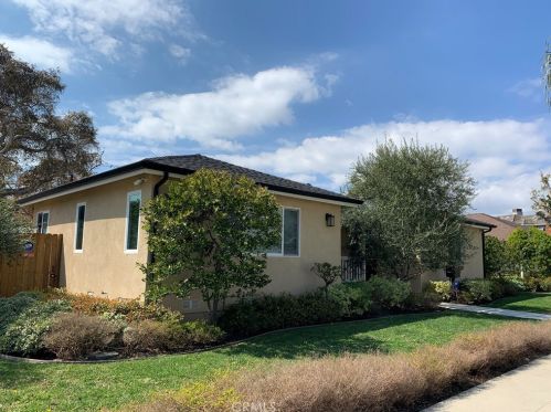 5284 Appian Way, Long Beach CA  90803-1913 exterior