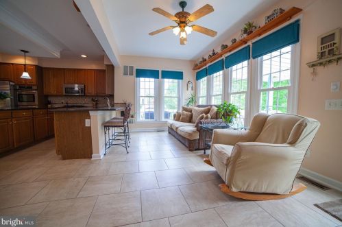 17 Maple Ln, Glen Mills PA  19342-2250 exterior