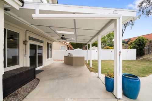 31695 Corte Rosario, Temecula CA  92592-6479 exterior
