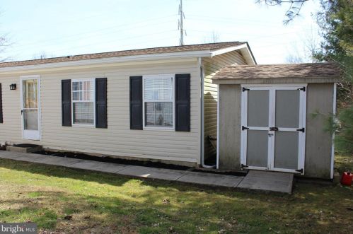 257 Chadwick Ct, Souderton PA  18964-2818 exterior