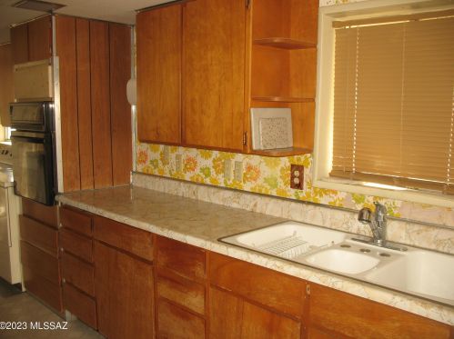 5401 Bar X St, Tucson AZ  85713-6412 exterior