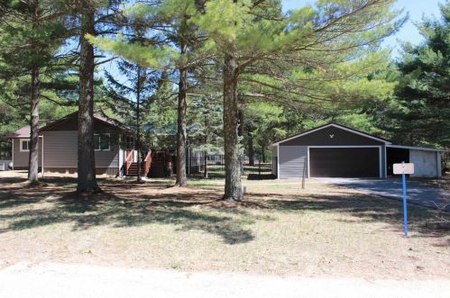 2046 Blackhawk St, Friendship, WI 53934-9600