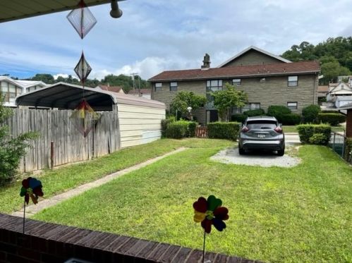 3205 Walnut St, Mckeesport PA  15132-7164 exterior