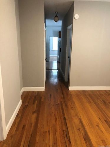 1659 Radcliff Ave, Bronx NY  10462-4014 exterior