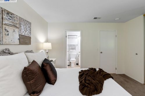 1485 Terra Nova Blvd, Pacifica CA  94044-3616 exterior