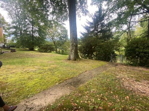 7743 Mount Carmel Rd, Verona, PA 15147-1520