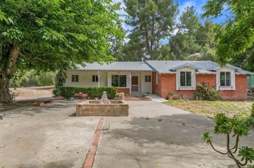30739 Hasley Canyon Rd, Santa Clarita, CA 91384-3215