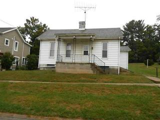 139 Church St, Claysville, PA 15323-2372