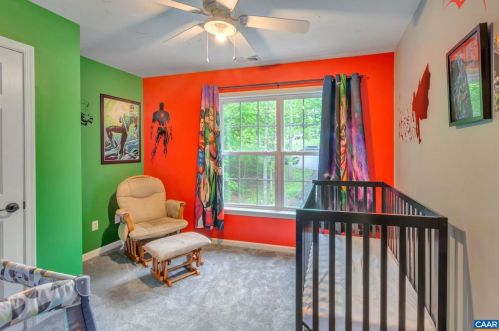 3 Watts Cir, Bybee VA  22963-2051 exterior