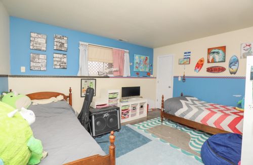 225 87 St, Kenosha WI 53142-2521 exterior