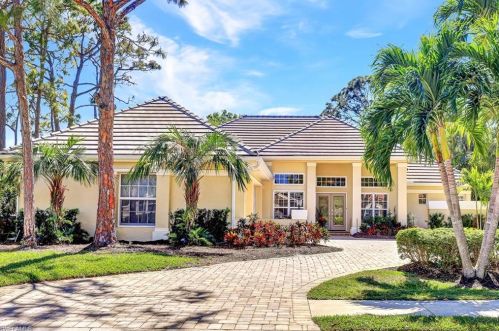 3771 Lakemont Dr, Bonita Springs, FL 34134-7981