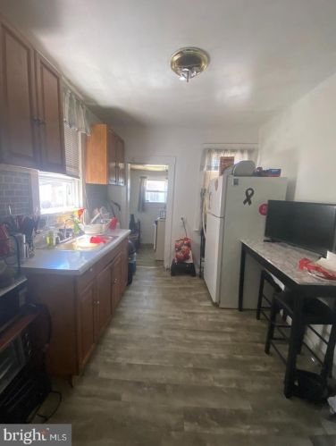 5868 Marshall St, Philadelphia PA  19120-1315 exterior