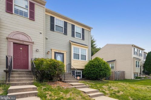 1936 Winslow Ct, Woodbridge, VA 22191-3972