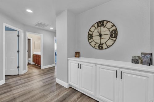 585 Topeka Ln, Vacaville CA 95687-4353 exterior