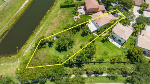 4167 Onega Cir, West Palm Beach, FL 33409-7855