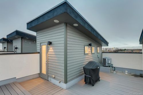 1643 Irving St, Denver CO 80211-3110 exterior