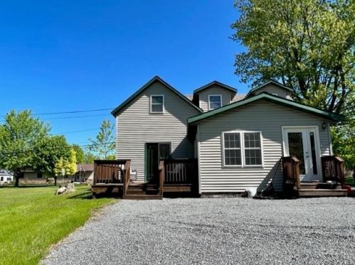 814 Menasha Ave, Ladysmith, WI 54848-2508