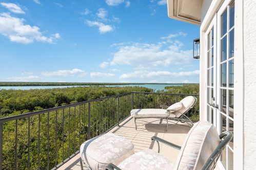 1230 Blue Hill Creek Dr, Marco Island FL  34145-1708 exterior