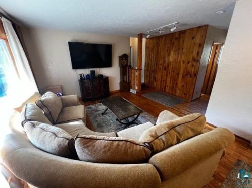 5105 Arrowhead Rd, Duluth MN  55811-1346 exterior