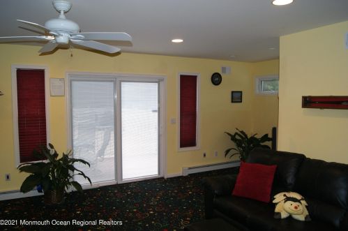 15 Van Ness Dr, Bricktown NJ  08723-5730 exterior