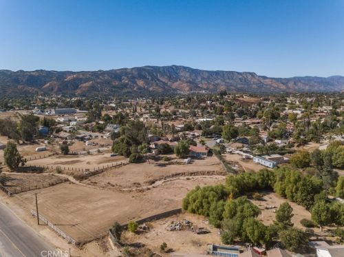 22414 Black Beauty Trl, Wildomar CA  92595-9764 exterior