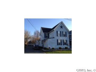 537 Cross St, Watertown, NY 13601-3216