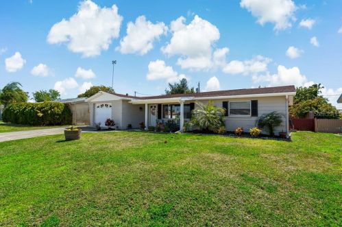 4740 Brenton Dr, Tarpon Springs, FL 34690-1807