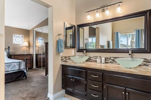 29524 Westwind Dr, Lake Elsinore CA  92530-1242 exterior