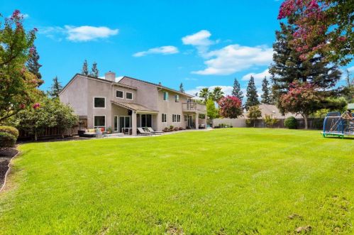 10013 Plaza De Oro Dr, Valley Home CA  95361-9235 exterior