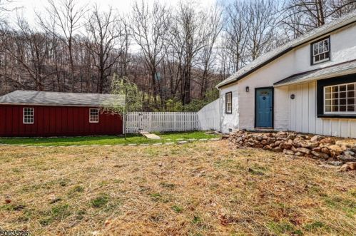 503 Cokesbury Rd, Annandale NJ  08801-2034 exterior